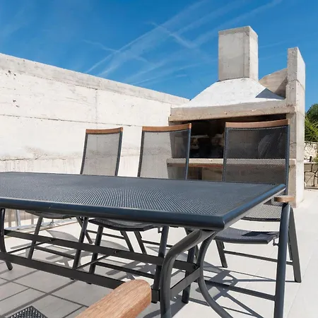 Kala Entire With Private Pool Villa Bilice