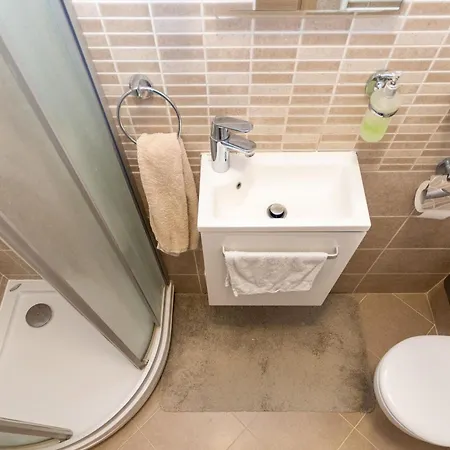 Villa Kala Entire With Private Pool