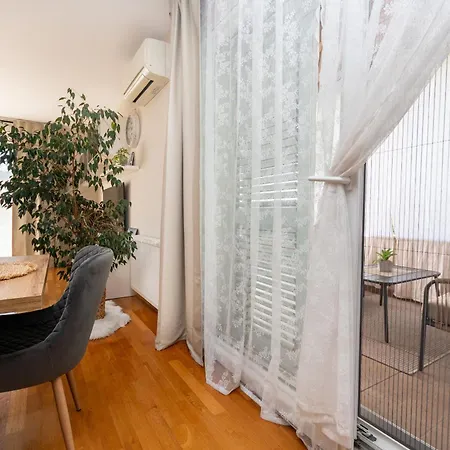 Kala Entire With Private Pool