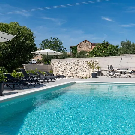 Kala Entire With Private Pool